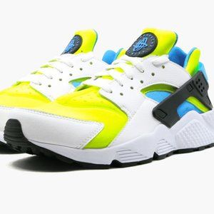 Nike Air Hurache Run SE Volt